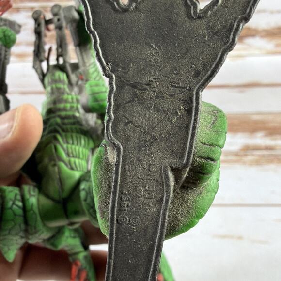 Thorax Figure – Total Chaos 1996 McFarlane – Green Variant – 6” – Loose – Sci-Fi - Picture 5 of 5